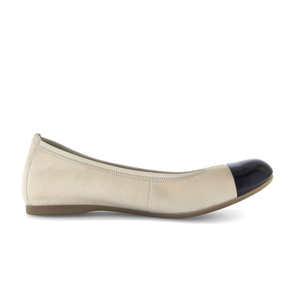 Elegante ballerina beige