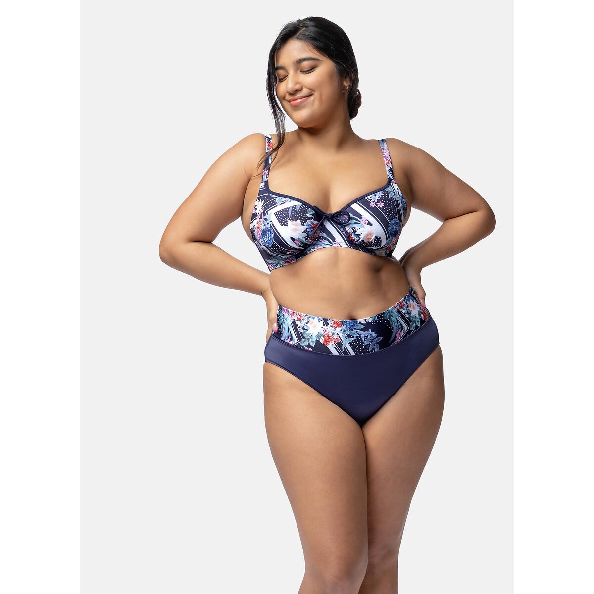 DORINA<br>Calcinha biquíni de cintura alta com aba dobrável Monaco