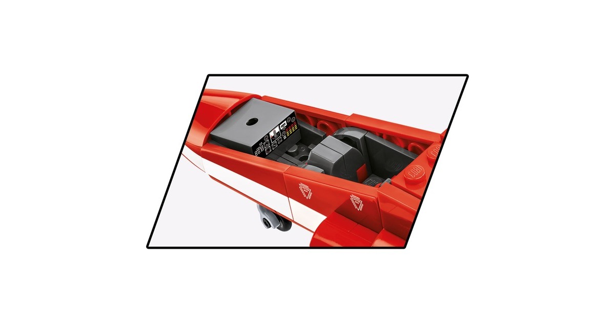 COBIArmed Forces - BAe Hawk T1 Red Arrows Constructiespeelgoed  (Schaal 1:48)