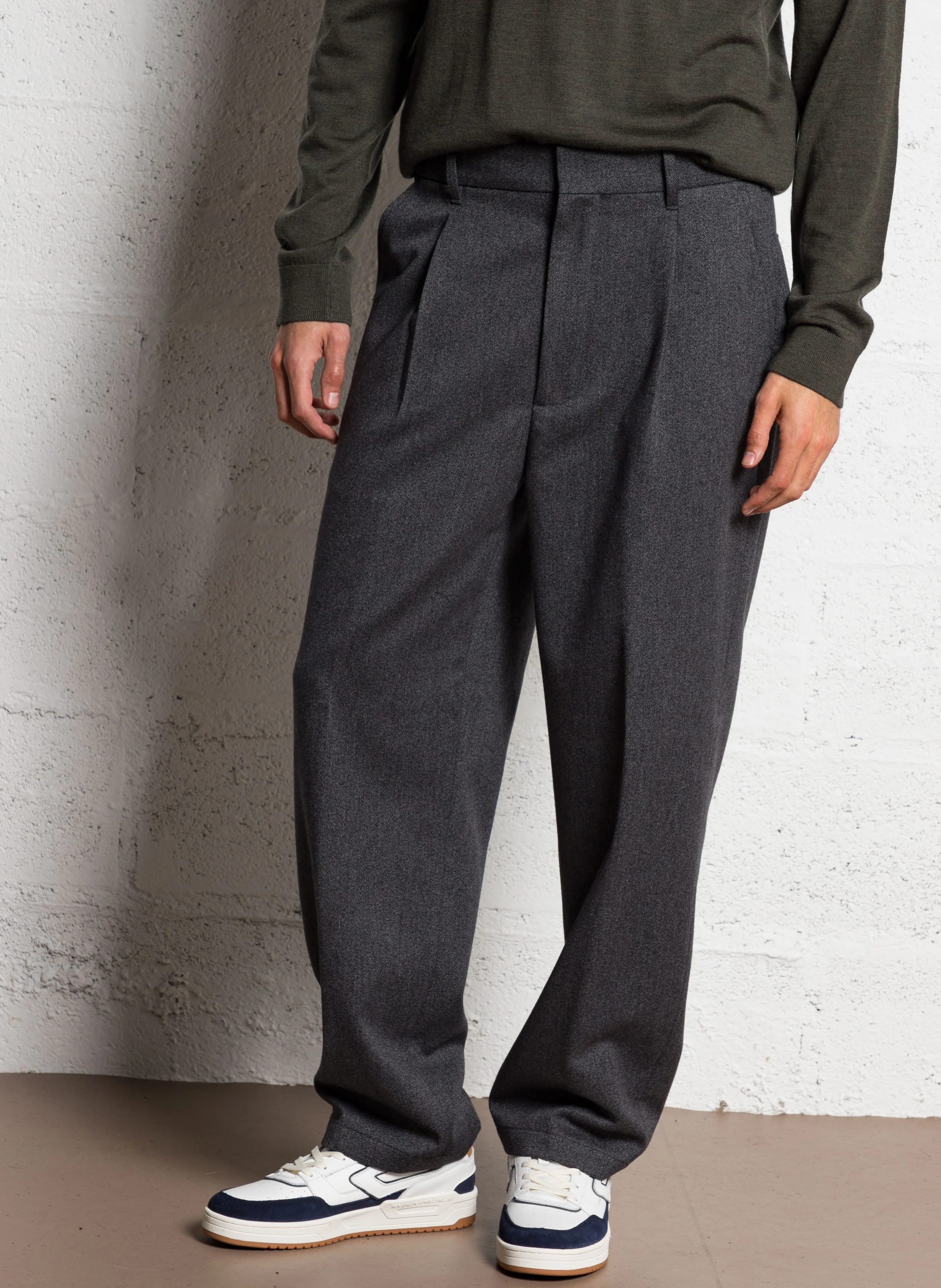 BLOMBERG - Pantalon droit en coton et en laine mélangés | Gris