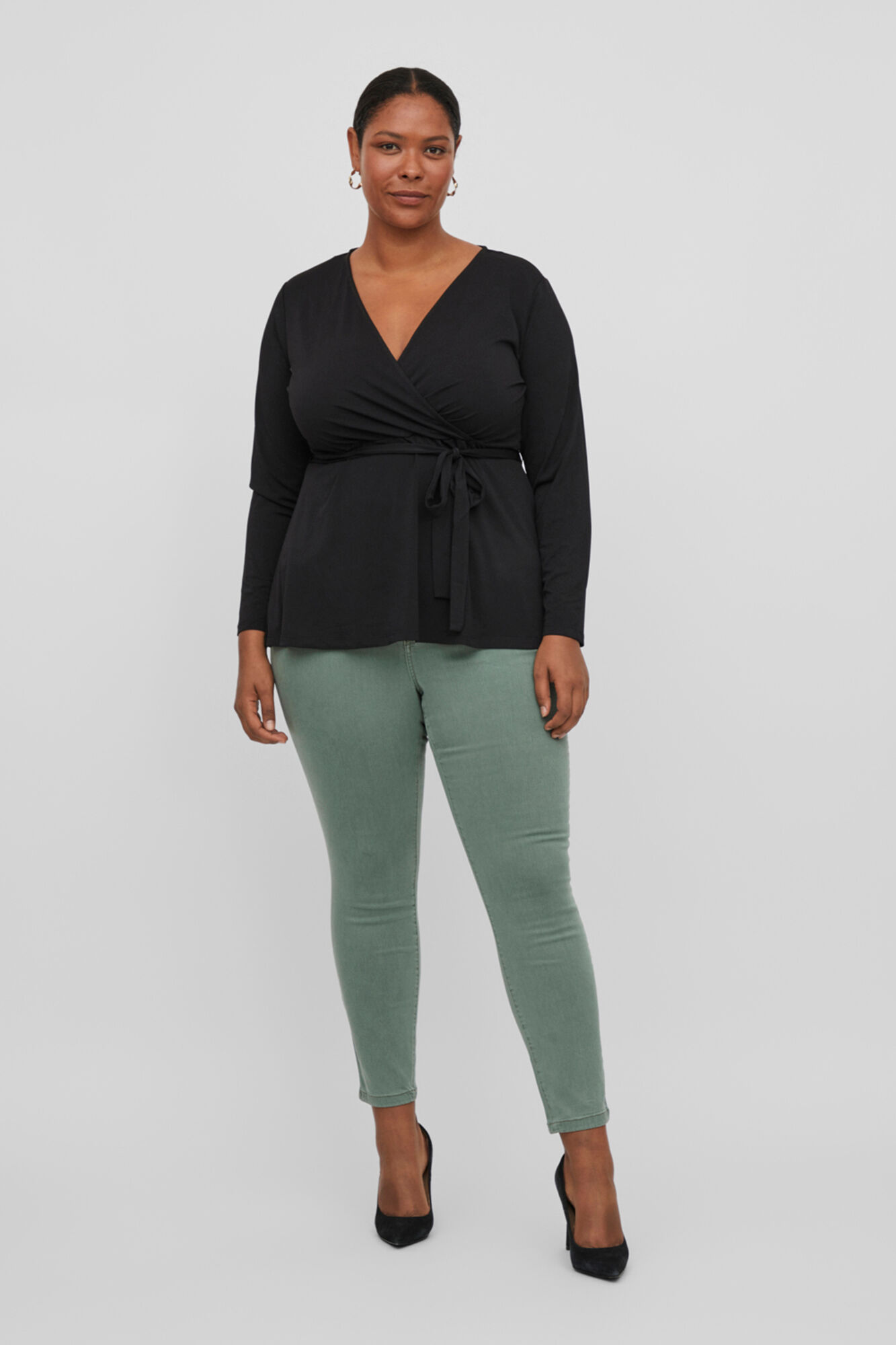 Blusa de manga comprida estilo folgada - Preta
