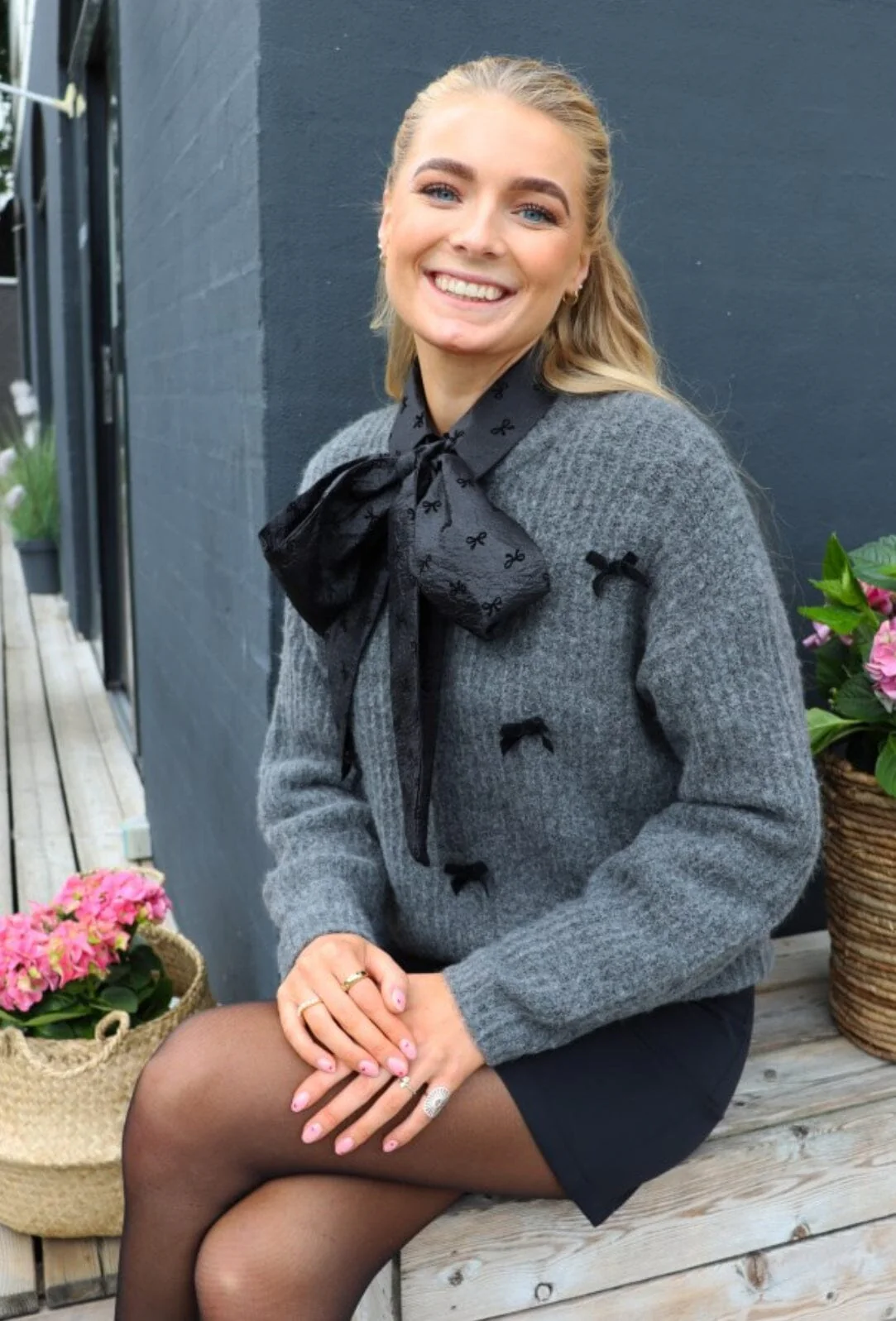 Liberte Fro-Bow-Pullover dark grey