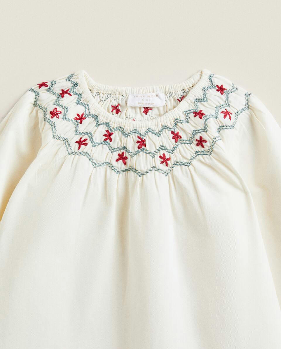 Camisola de Natal infantil com gola bordada