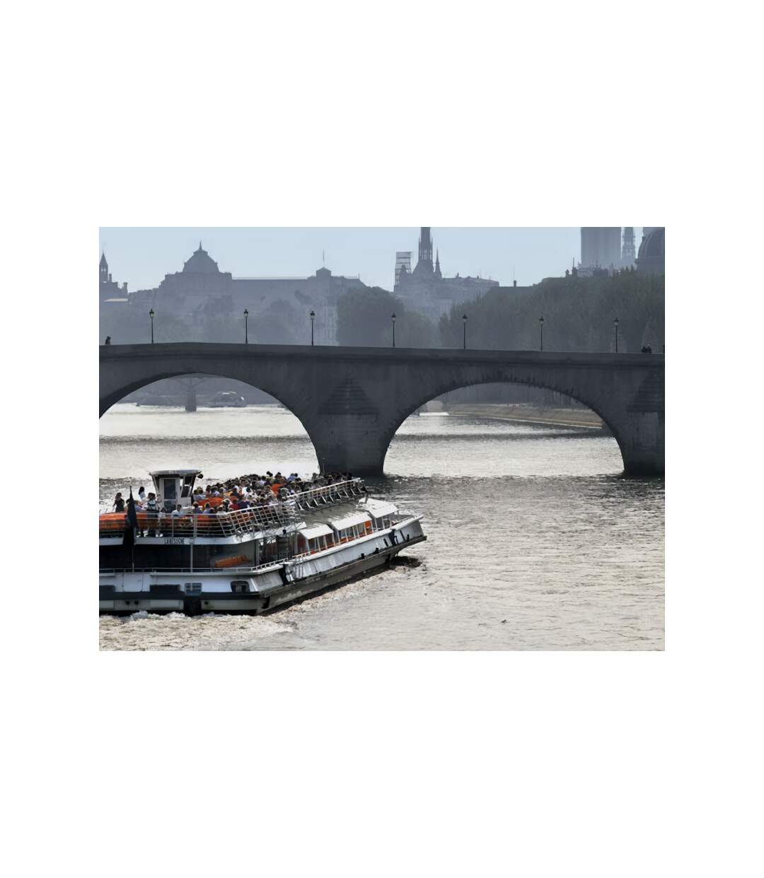 Croisière gourmande en bateau-mouche : déjeuner sur la Seine pour 2 adultes et 2 enfants - SMARTBOX - Coffret Cadeau Gastronomie