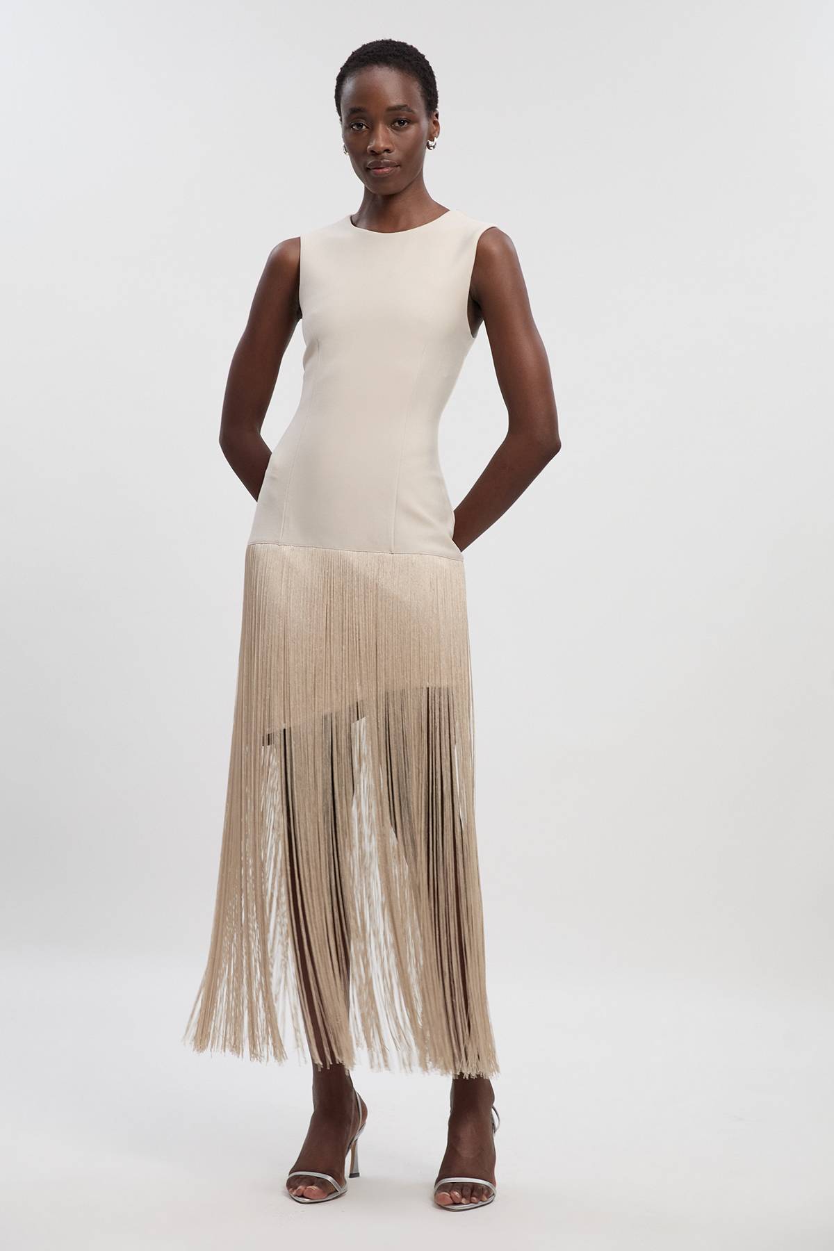 KarenMillen Robe Tricotée Moulante à Bandage avec Ourlet à Franges