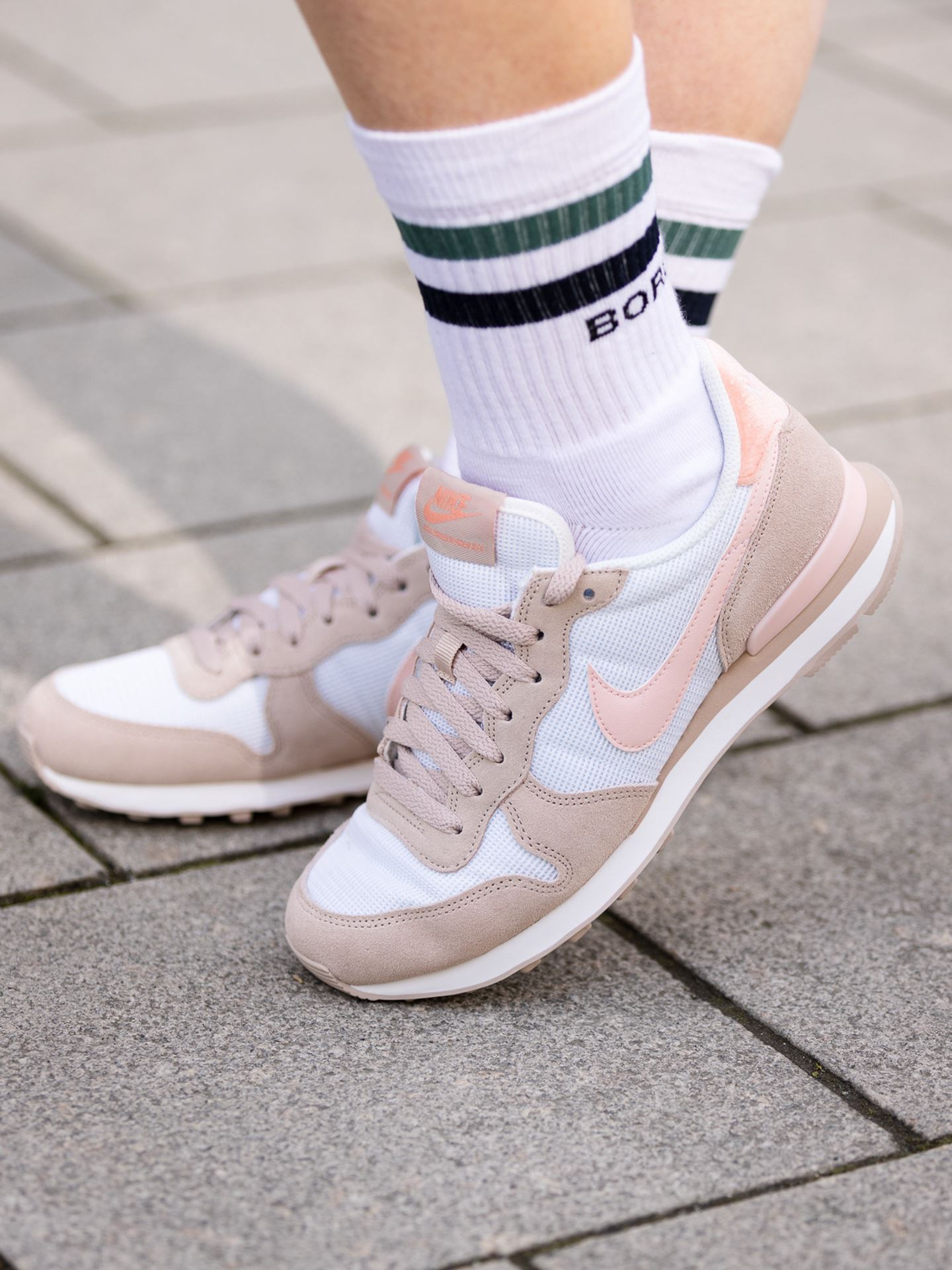 Internationalist