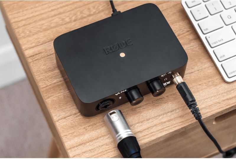Rode - AI-1 - USB Audio-interface - Rood - Professionele Geluidskwaliteit