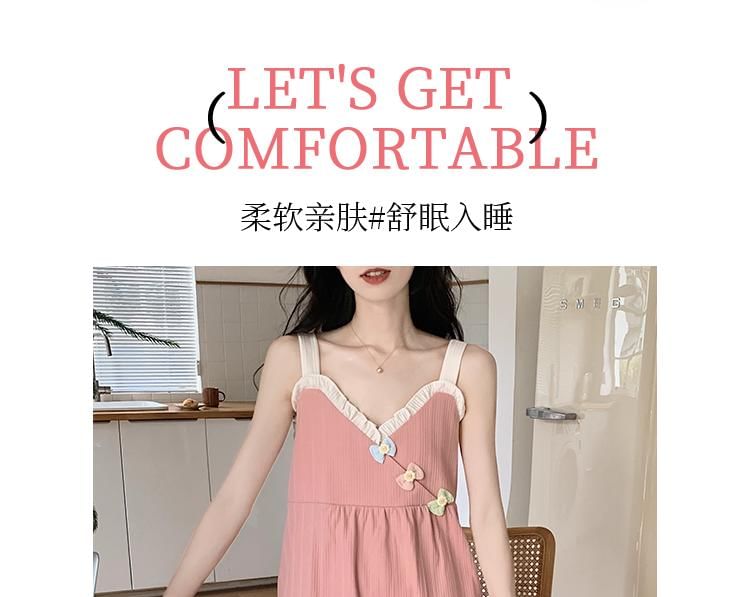 Sweetzer - Pyjamaset: Tanktop met contrasterende rand, strik en knopen + shorts