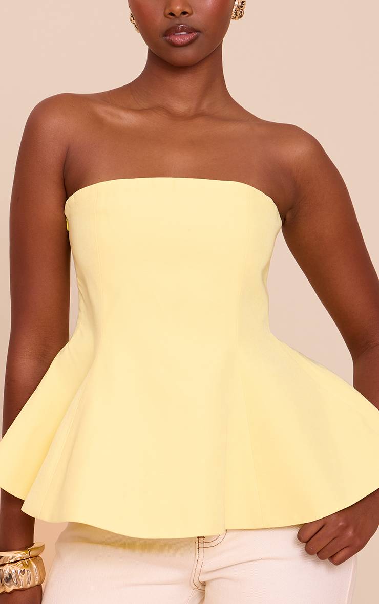 Butter Yellow Top Bandeau À Basque Structuré En Tissage