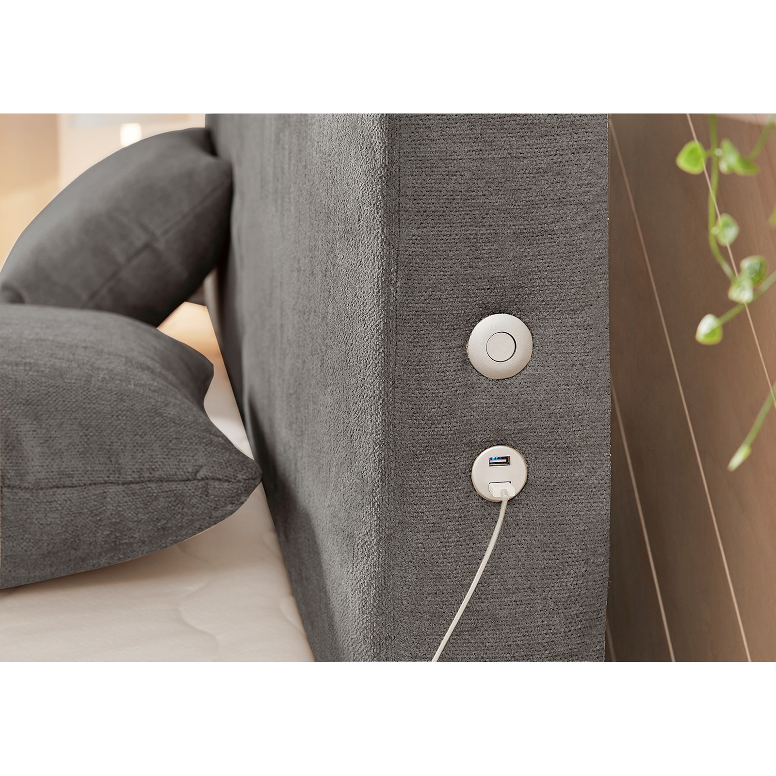 Boxspringbett Kira, Stoff Chenille, 180 x 200 cm, mit LED-Unterflurbeleuchtung dunkelgrau