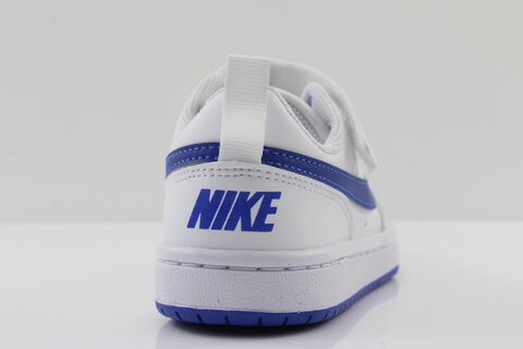Nike Sneaker
