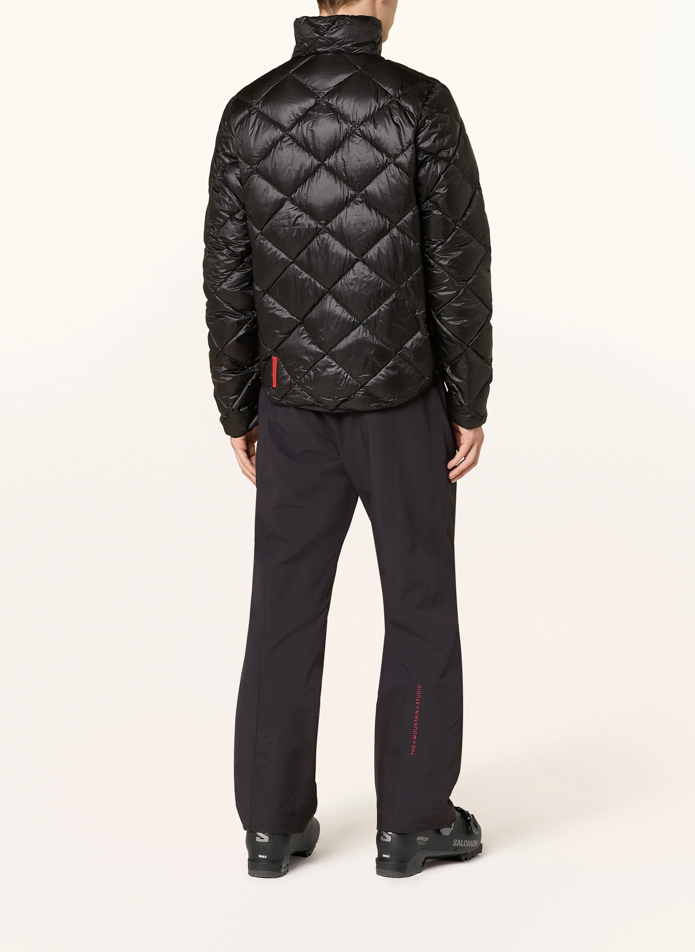 THE MOUNTAIN STUDIO Daunenjacke