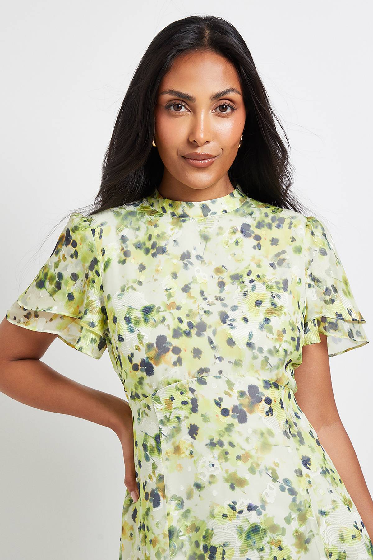 Wallis Robe Midi à Volants Fleurie Dévorée Petite Taille