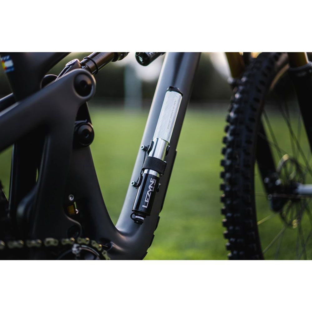 Lezyne Grip HW Small Minipumpe - hohes Volumen für dein MTB
