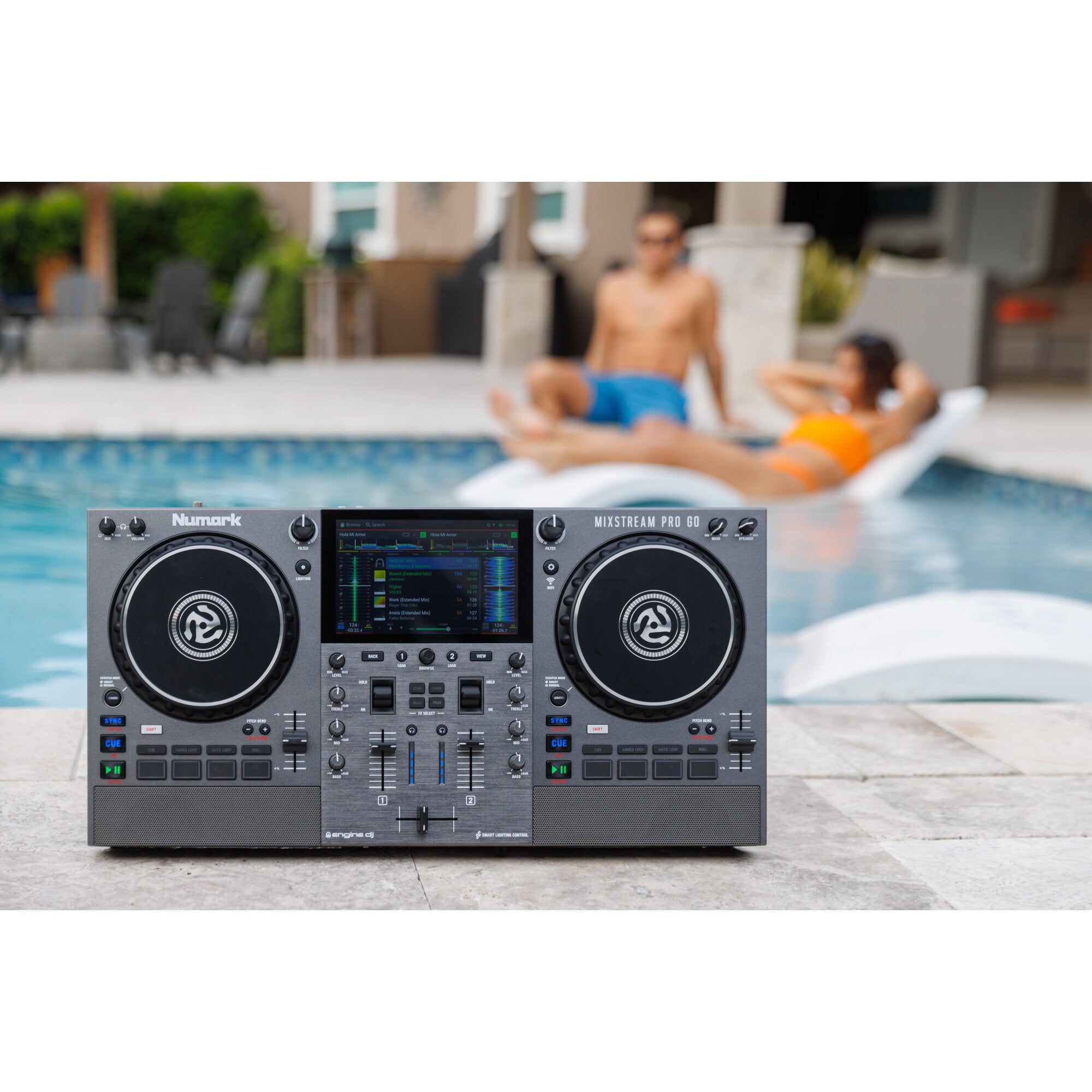 Numark Mixstream Pro Go standalone DJ-controller met ingebouwde accu