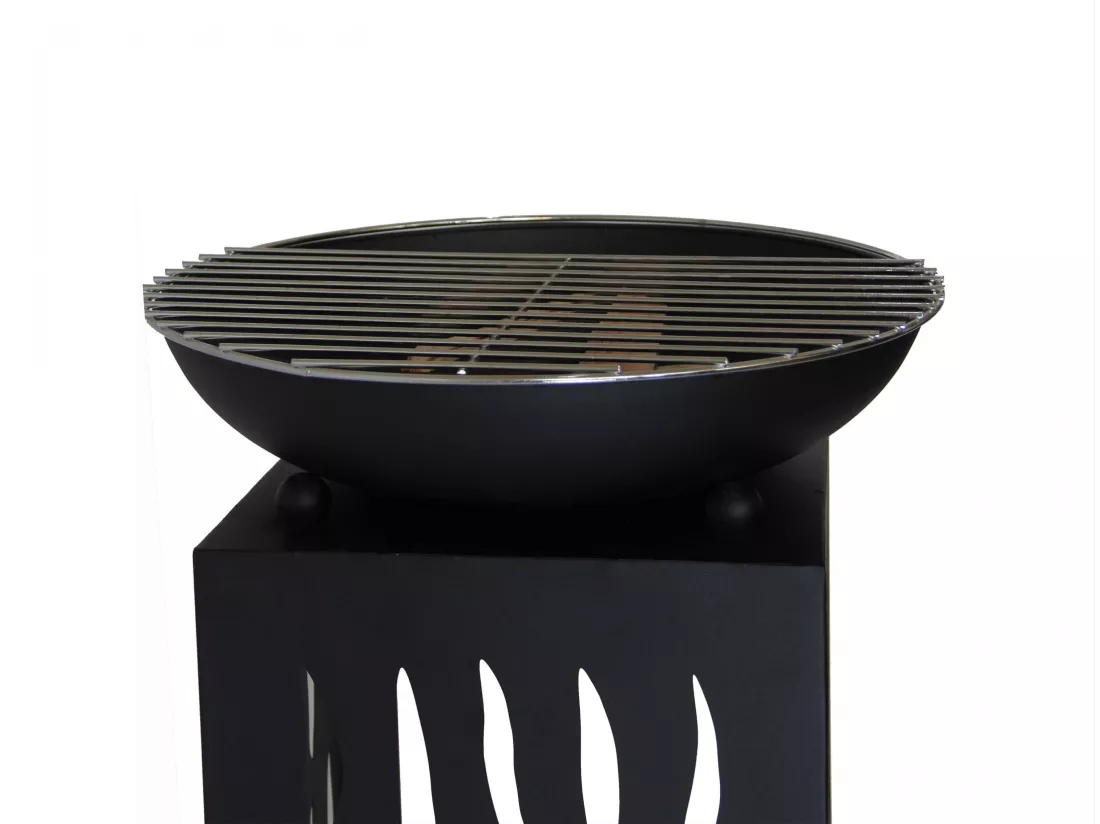 Barbecue au design élégant avec grill chromé en acier noir