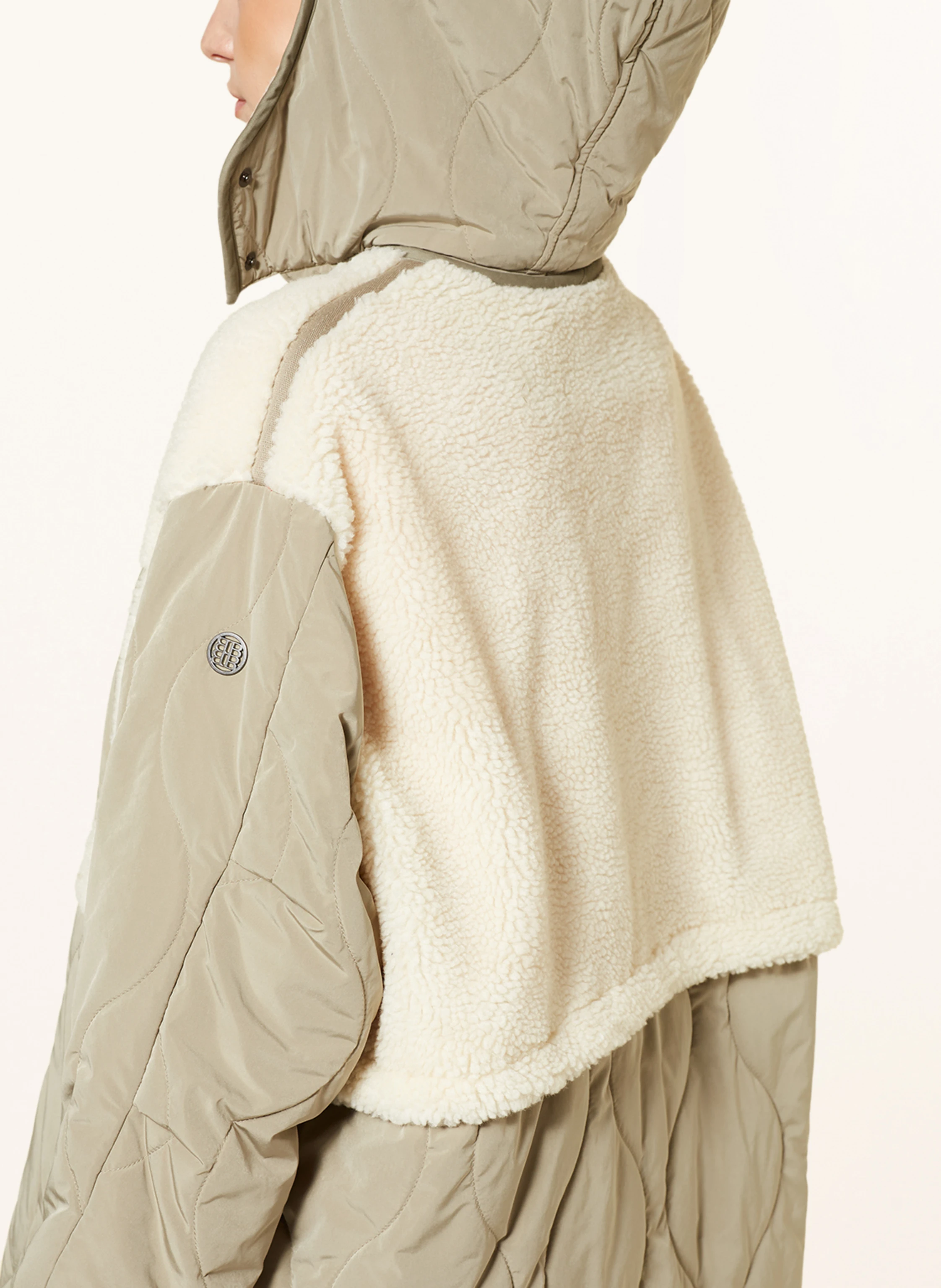 BLONDE No.8 Steppjacke mit abnehmbarer Kapuze und Teddyfell