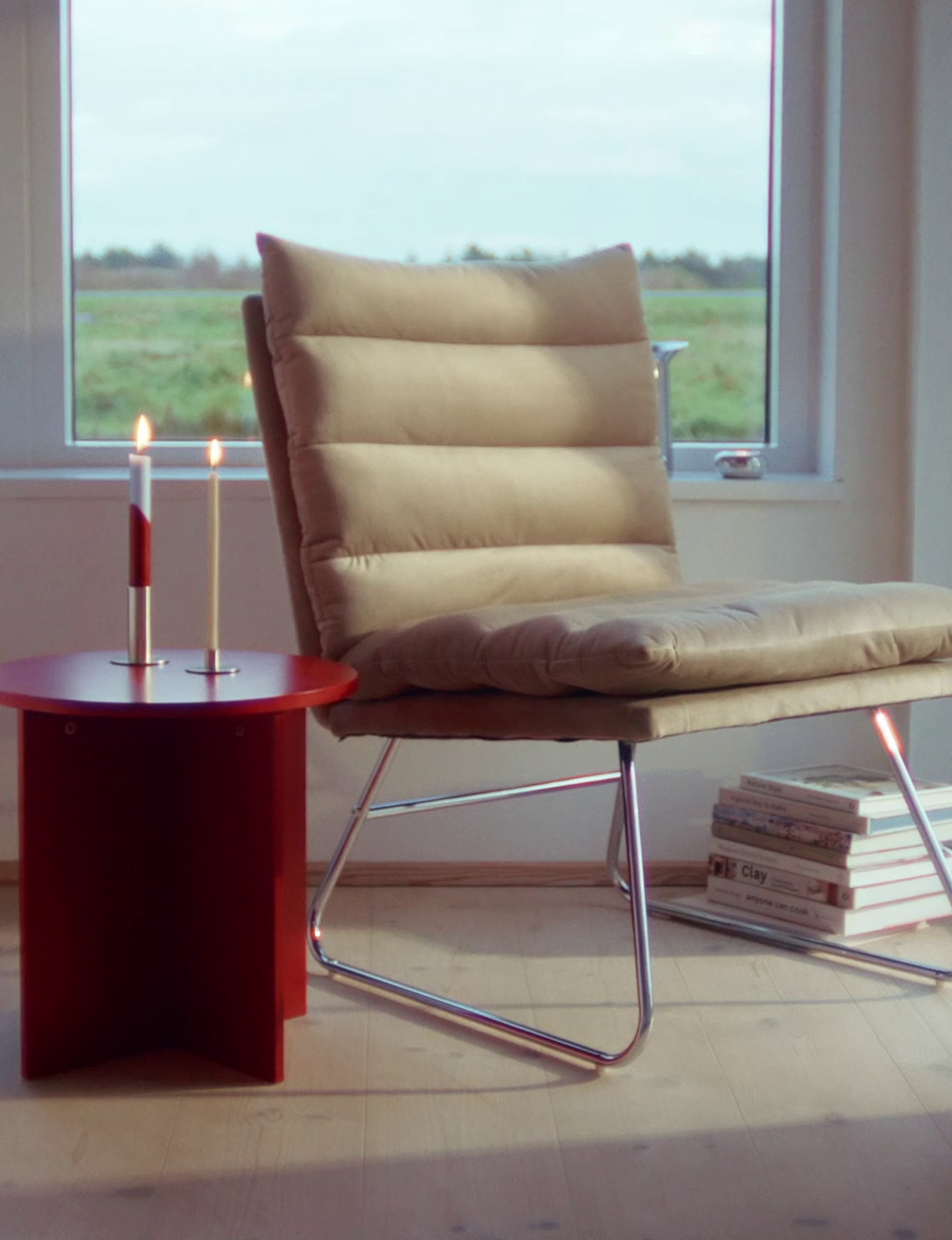 Loungestol | 55 x 61,4 x 53,9 cm. Aftagelige puder. | Sand