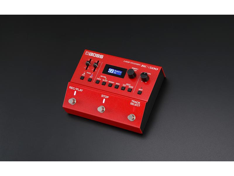 BOSS Pedal RC-500 Kraftpaket auf zwei Spuren