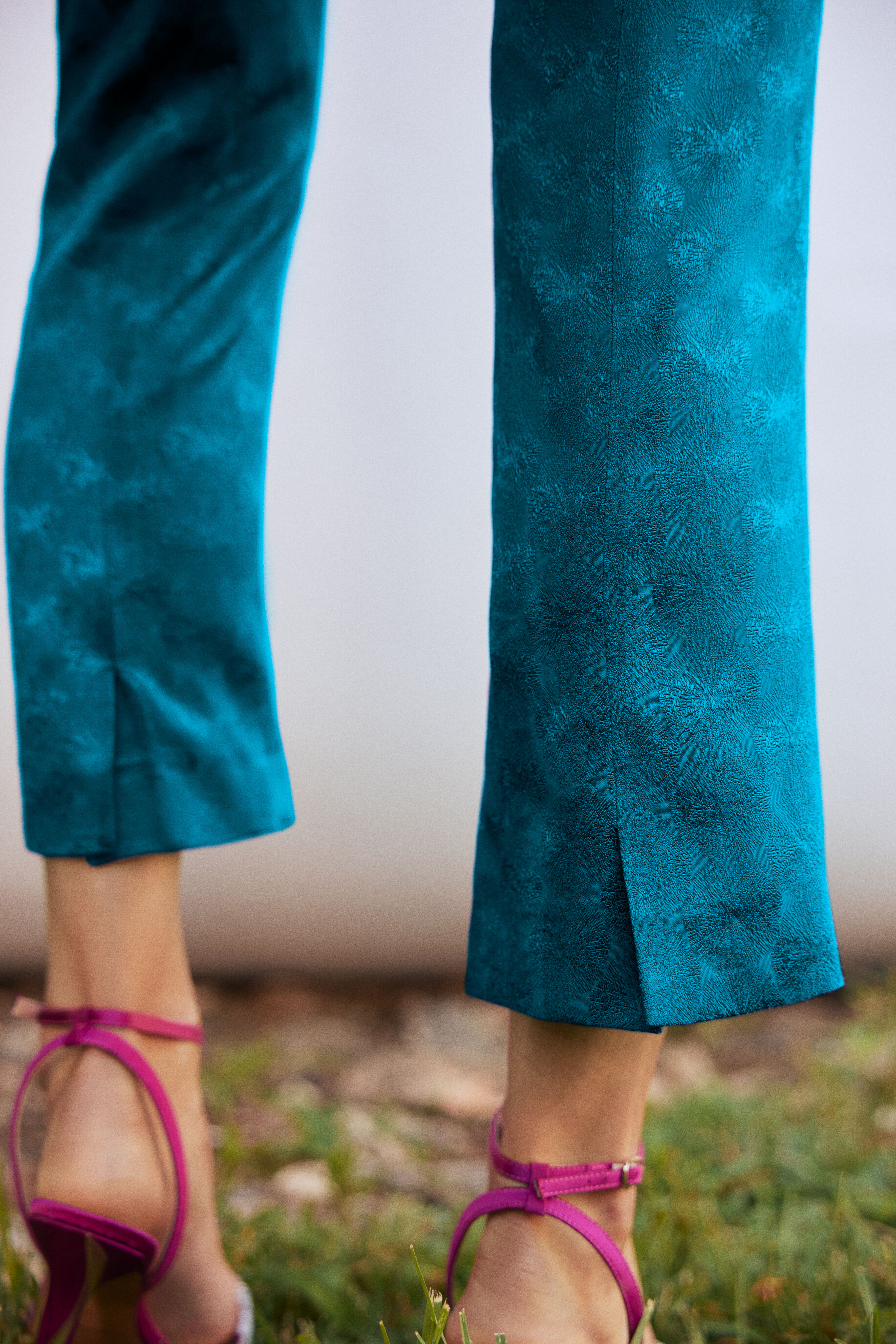 Calça cropped flare Mosaico - Azul