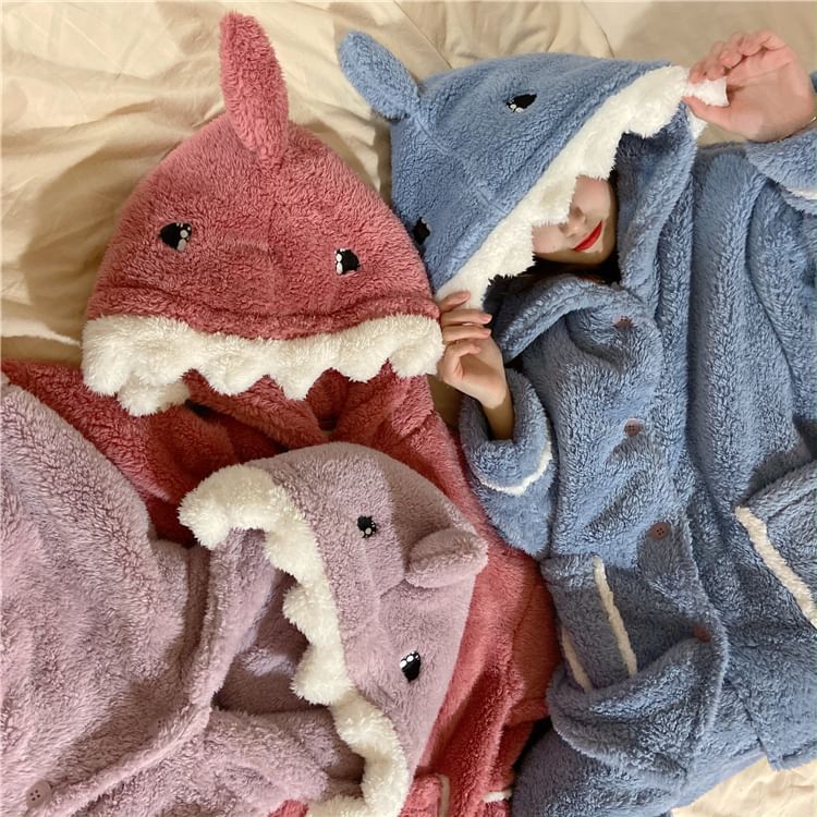 Sisyphi - Pyjamaset: Cartoon Shark Fleece Top met capuchon + Broek