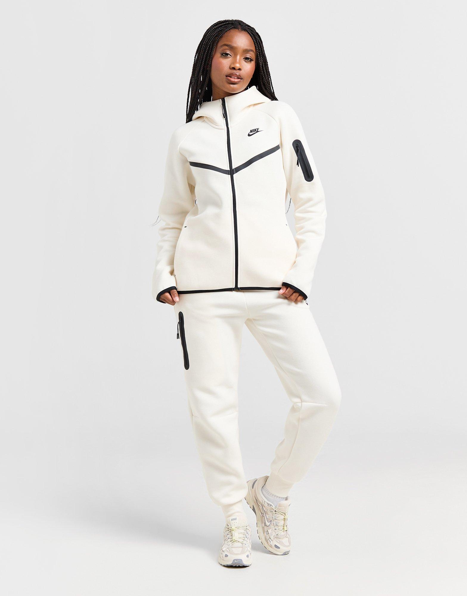 Nike Tech Fleece Full Zip Hoodie
