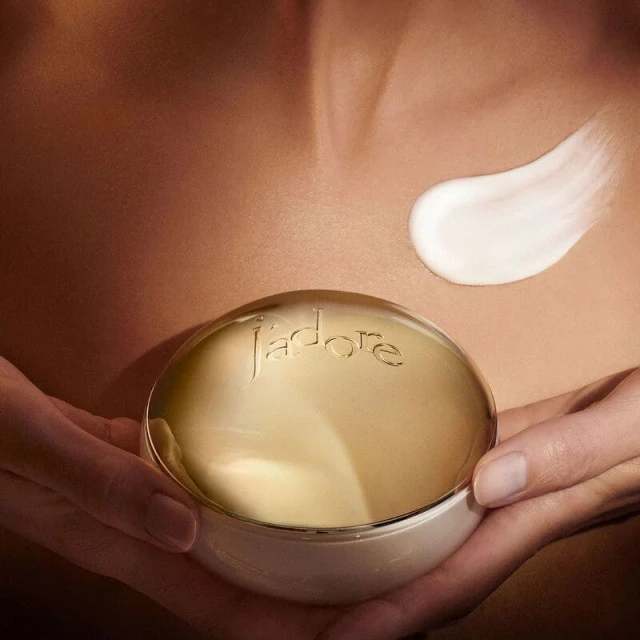 J'adore les Adorables Crème parfumée DIOR