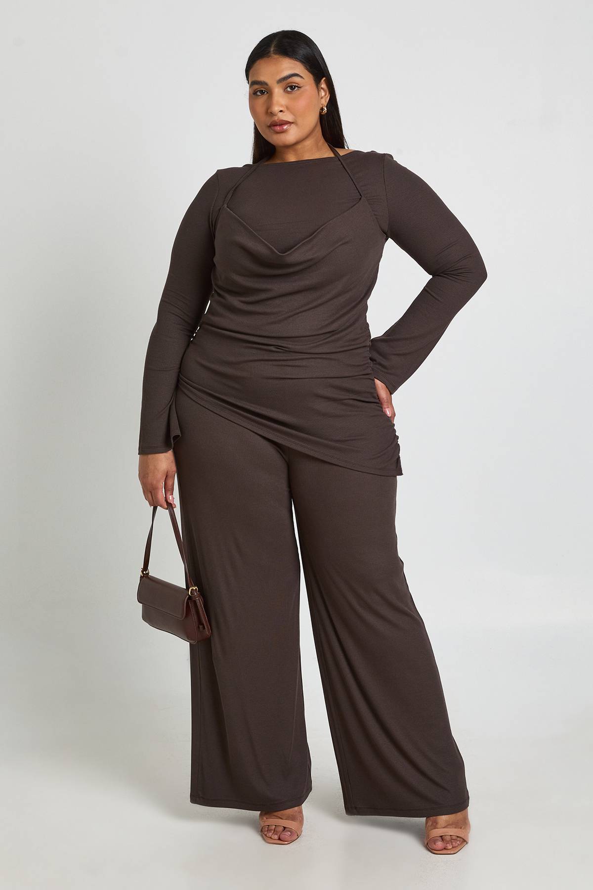 boohoo Pantalon Large À Double Épaisseur En Maille Côtelée Grande Taille
