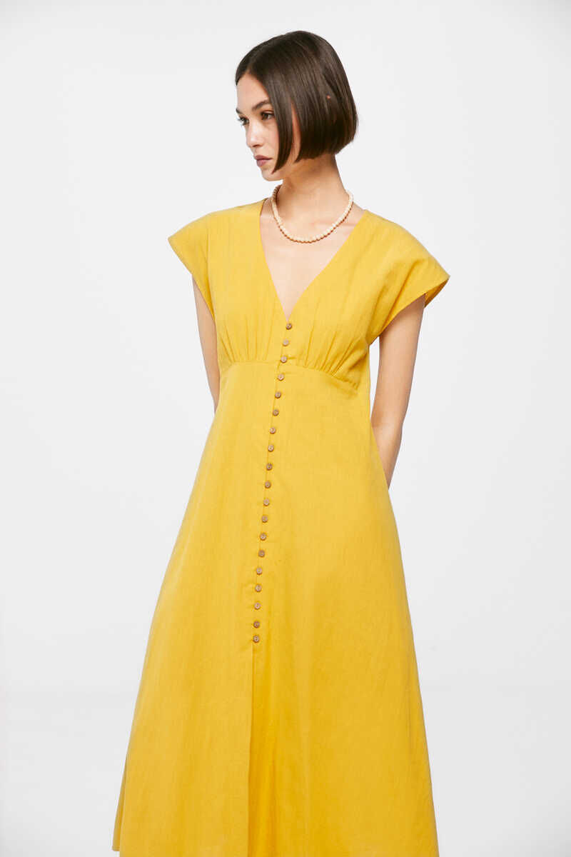 Vestido midi liso com botões, em linho e algodão - estampa amarela