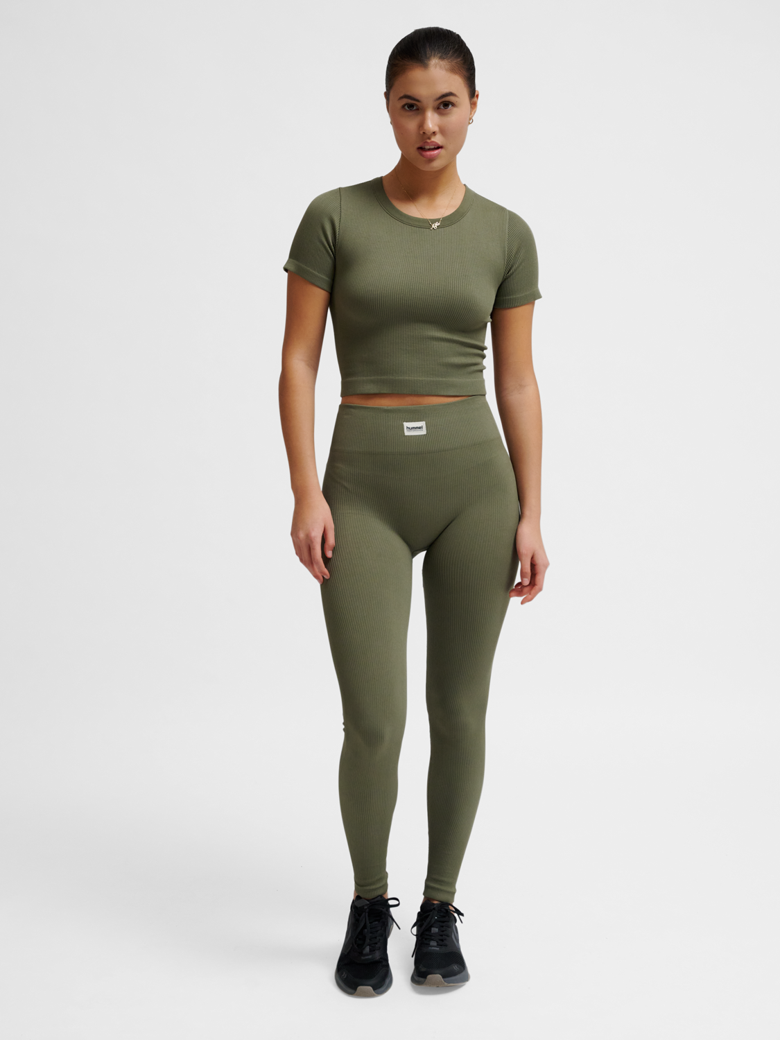 hmlPULSE SEAMLESS RIB W T-SHIRT S/S