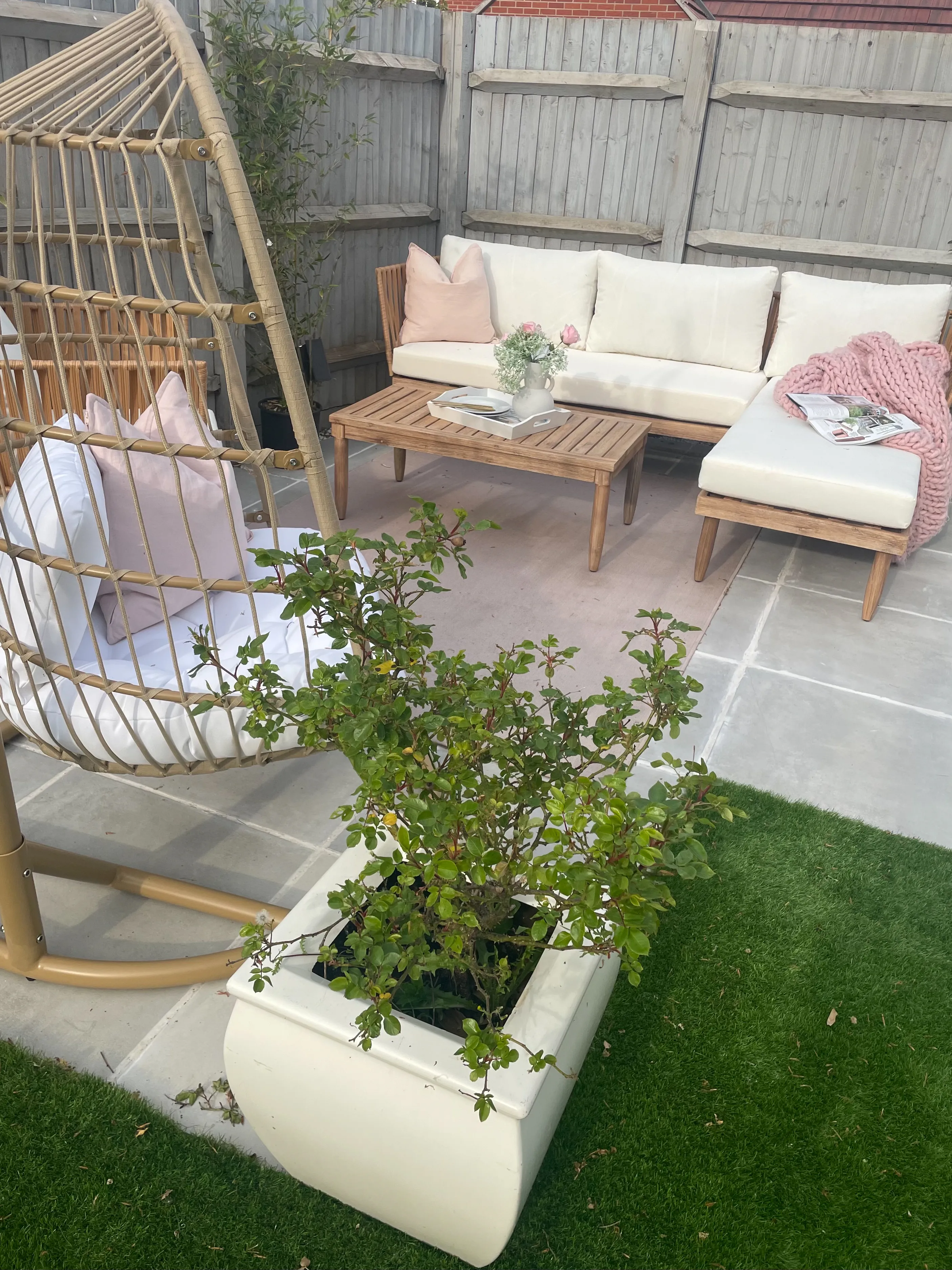 Loungeset met tafel 4-zits CREMONA rechtszijdig Acaciahout Gebroken wit