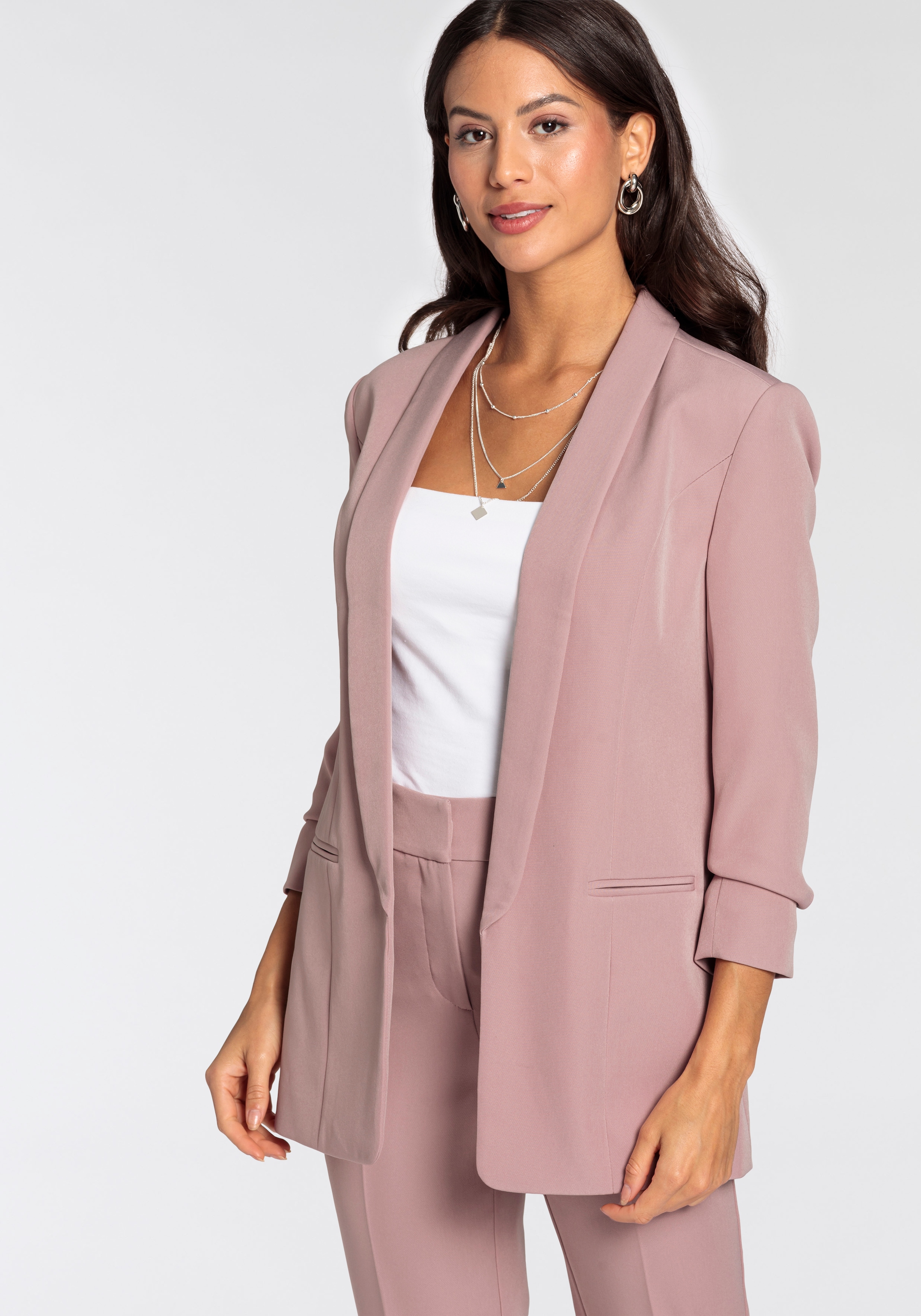 Laura Scott Longblazer , mit gerafften Ärmeln