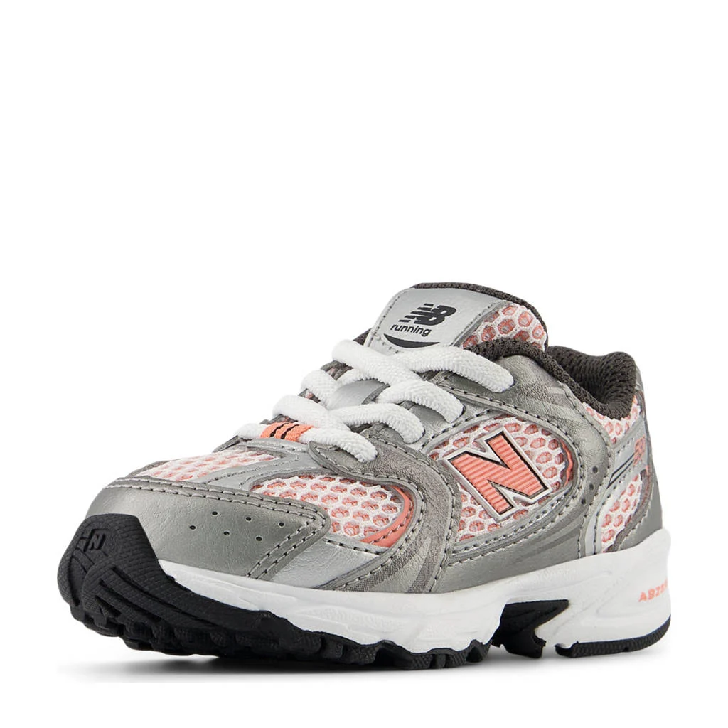 New Balance 530
