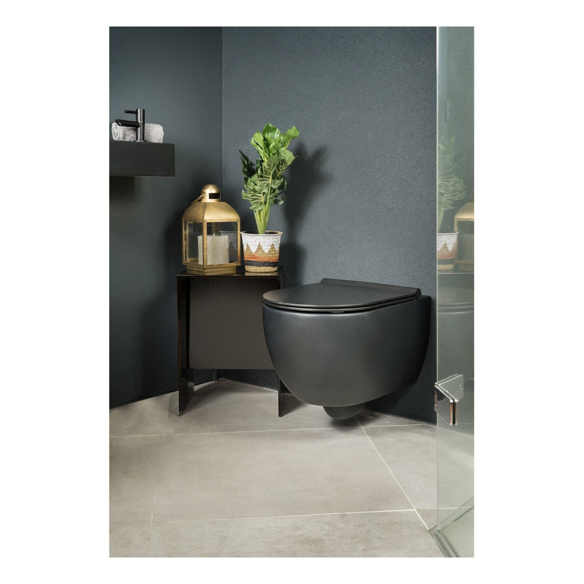 Xenz Gio randloos toilet 47cm met vortexspoeling en zitting zwart mat