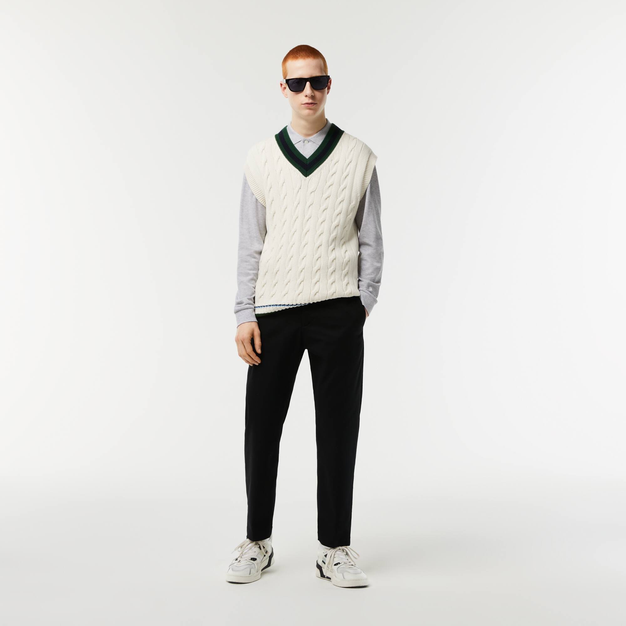 Pantalon chino fuselé en coton stretch Pantalons & Shorts - Noir - Lacoste - Homme