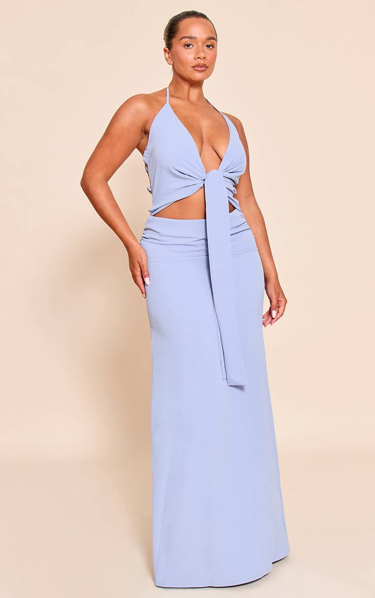 Bleu Robe Longue Shape À Encolure Américaine Drapée En Satin Martelé