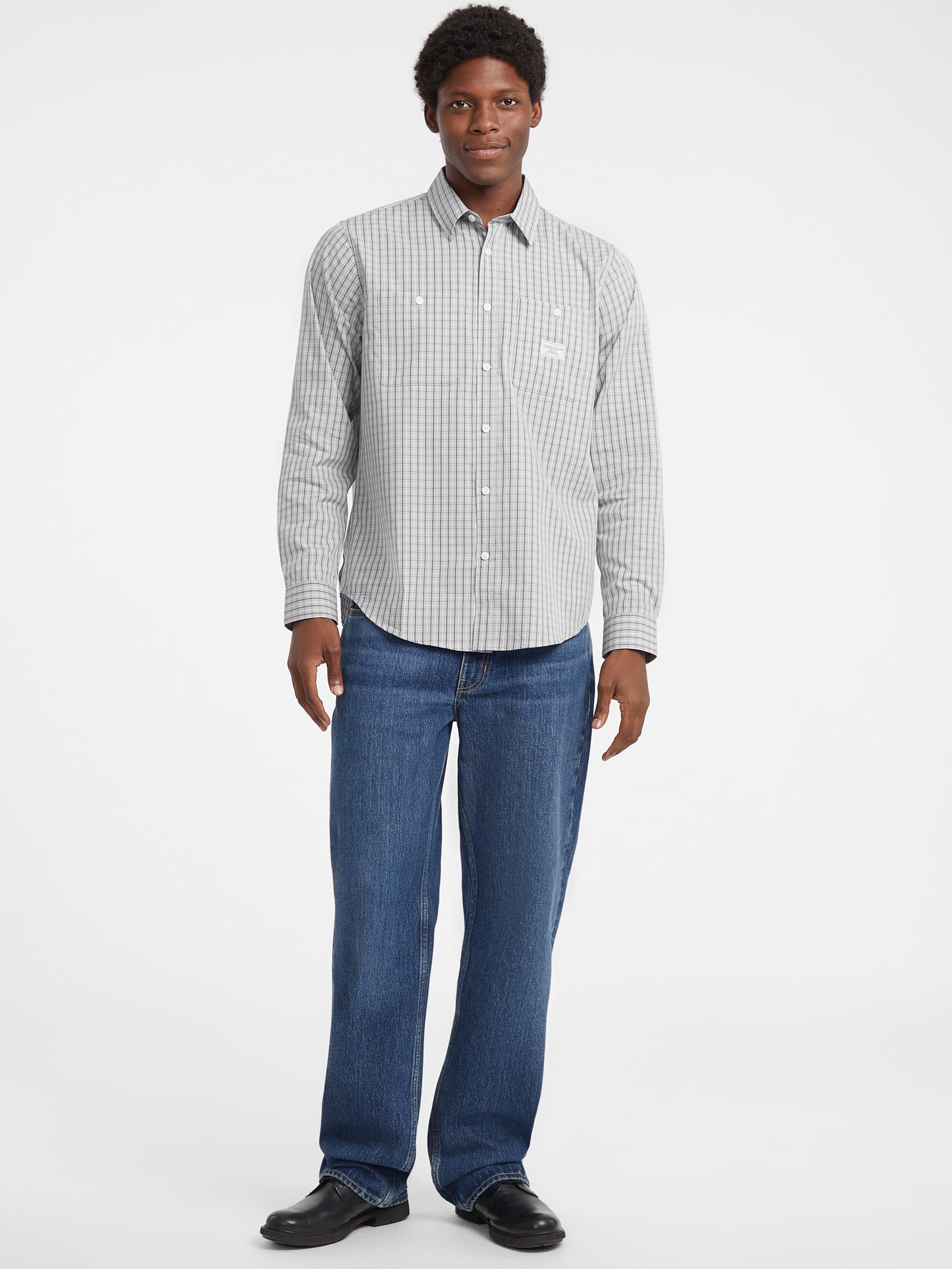 Camisa com bolsos