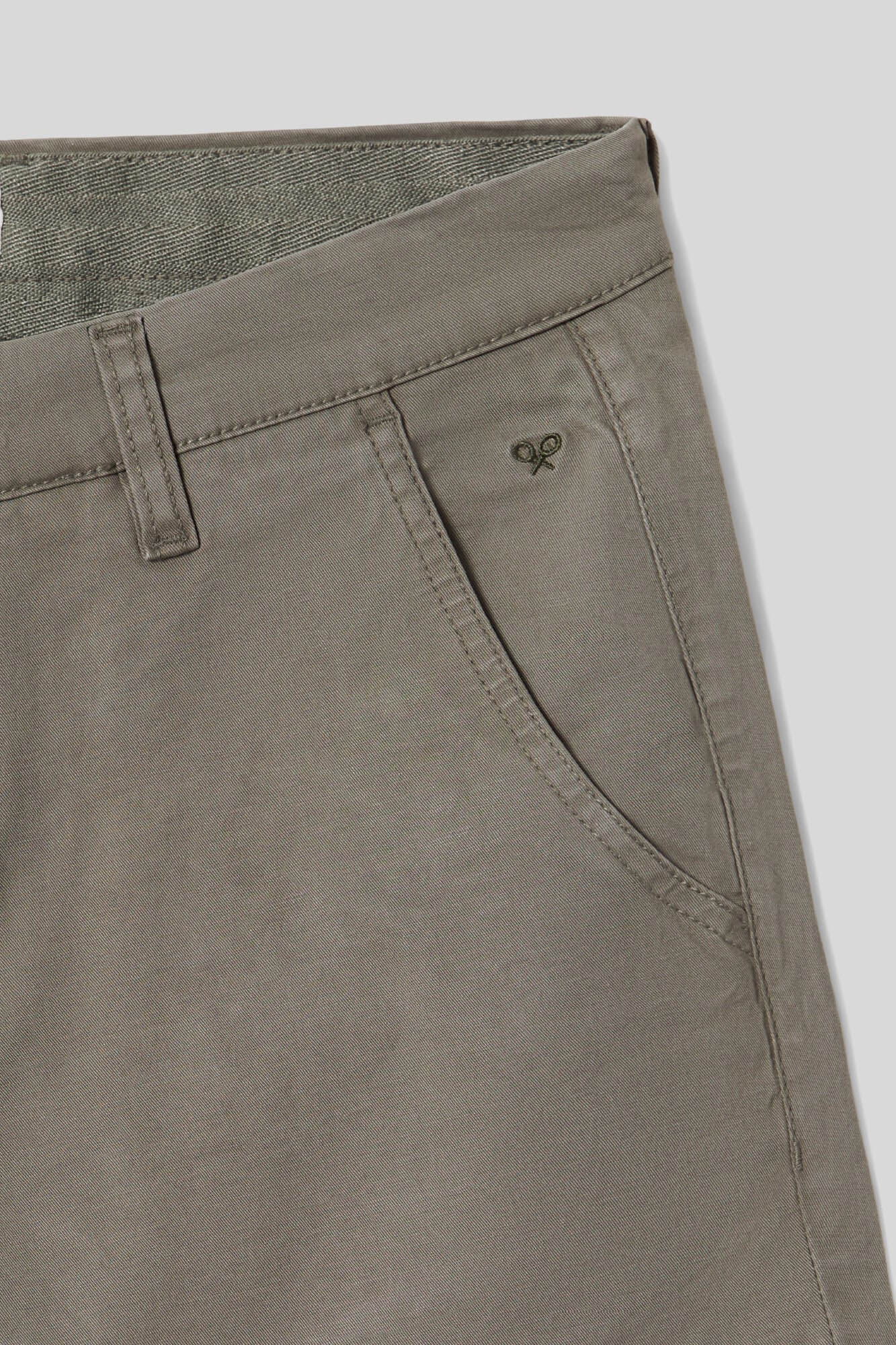 Calça esportiva chino cáqui claro - Cáqui