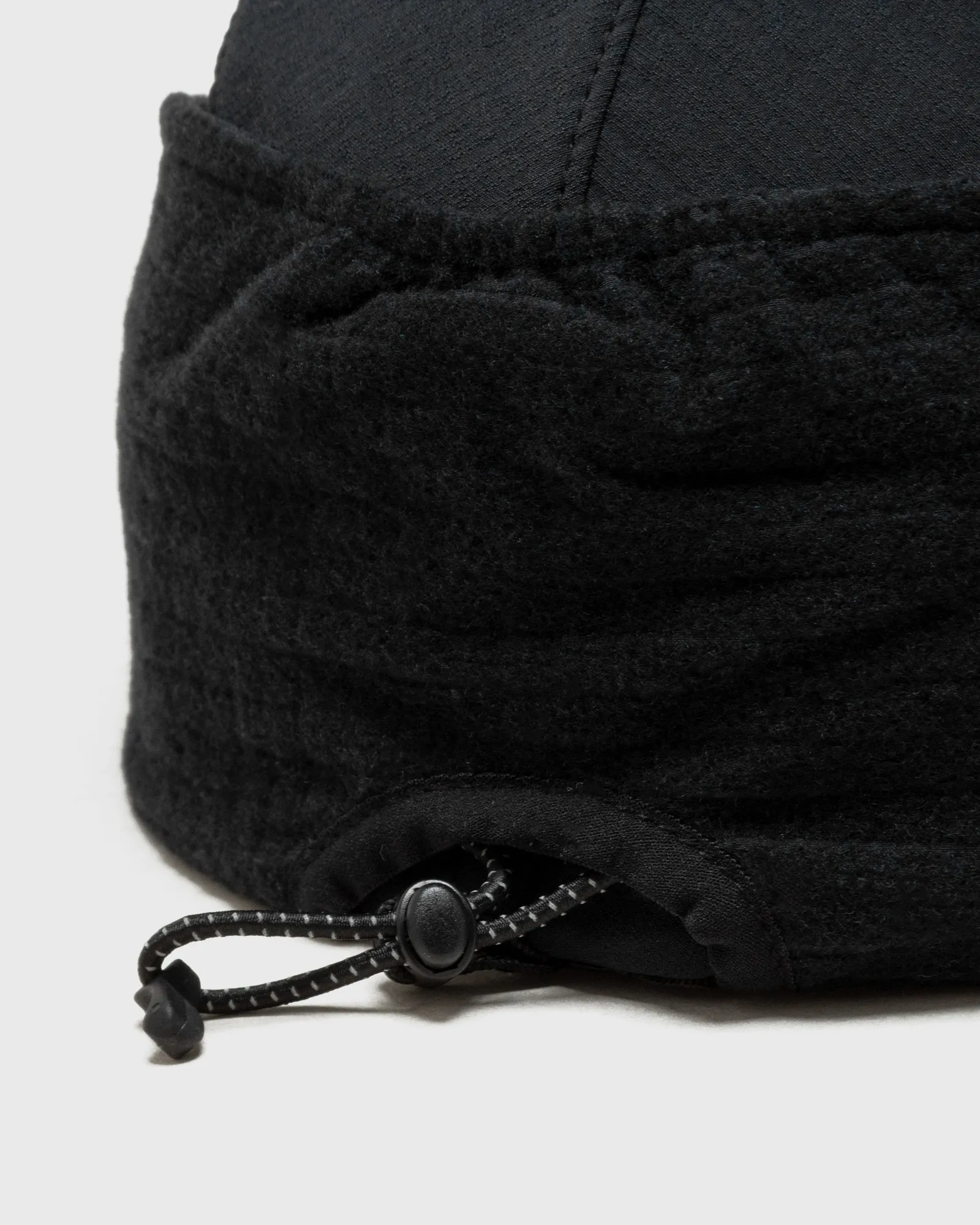 Goldwin Grid Light Cap
