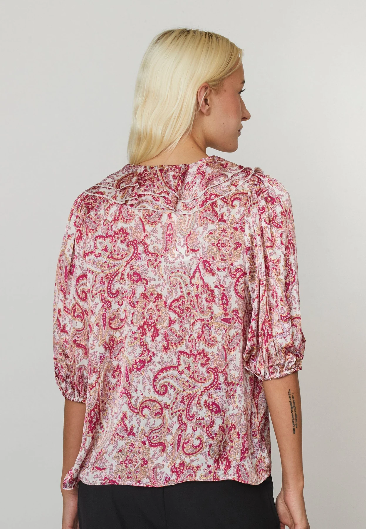 Sisters Point Got-It.Ss 502 pink paisley