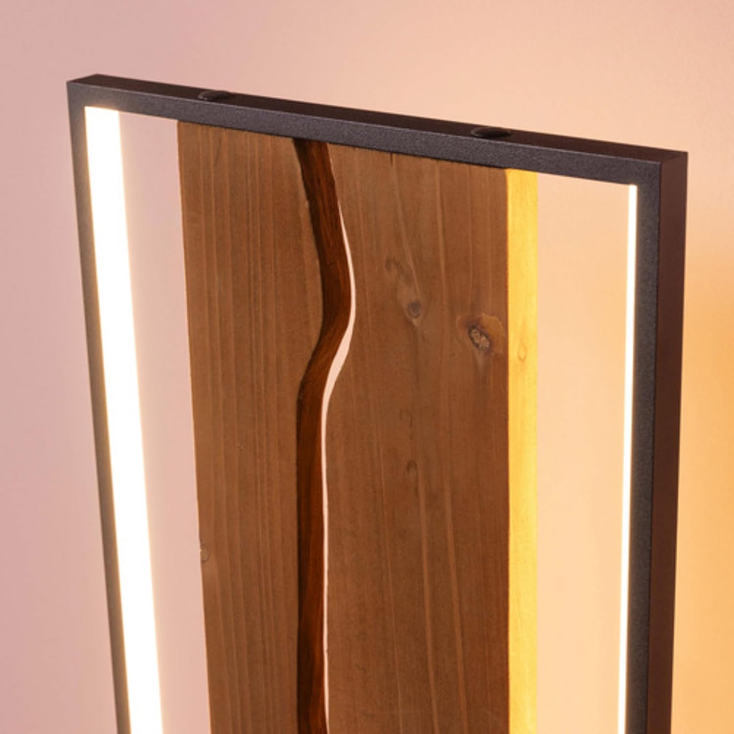 Lightbox LED Stehlampe - Standleuchte mit rustikalem Holzbalken & Fußschalter - Lichtfarbe: 3000 K & Helligkeit: 2300 lm - 120 cm Höhe & 33 cm Länge - aus Aluminium/Metall/Holz in Schwarz/Holz