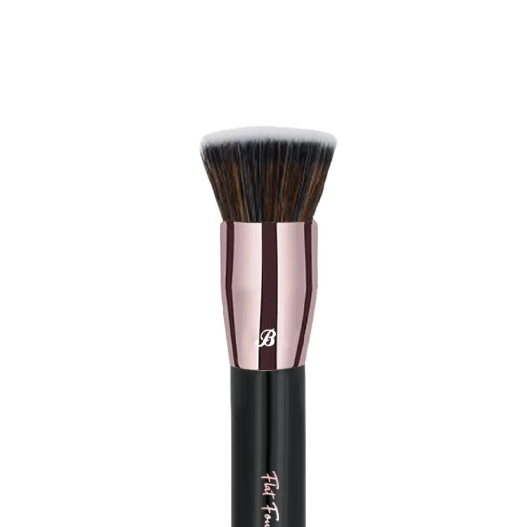 UP17 Flat Foundation Brush