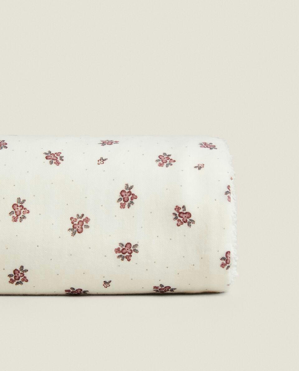 TOALHA INFANTIL COM ESTAMPA FLORAL