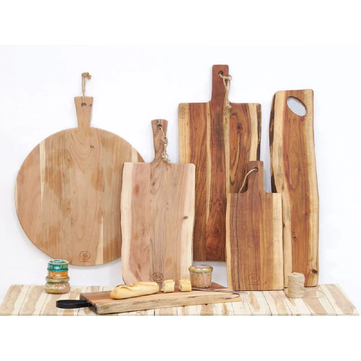 Aubry Gaspard Planche à Découper Longue Acacia