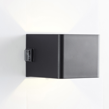 Brilliant USB oplaadbare wandlamp Iseo 4W zwart