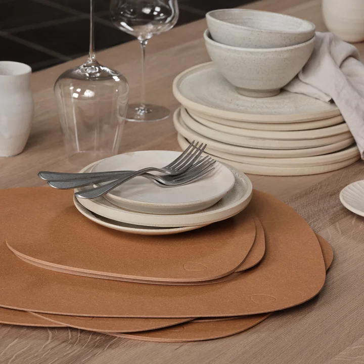Lind DNA - Geschenkset Curve L, Nupo hellgrau (4 Tischsets   4 Serviettenringe)