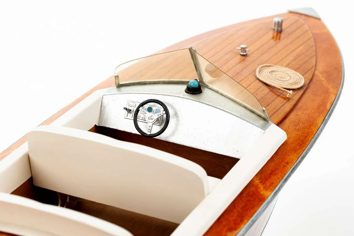 Billing Boats - PHANTOM Wooden Hull 1:15 - (428363)