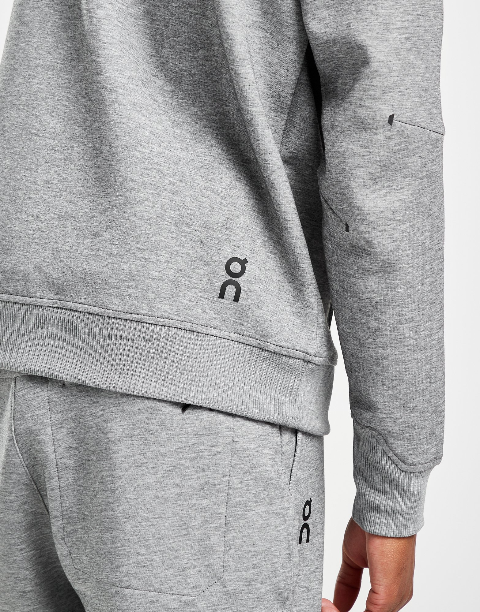 On Running Sweat à Capuche Tech Homme