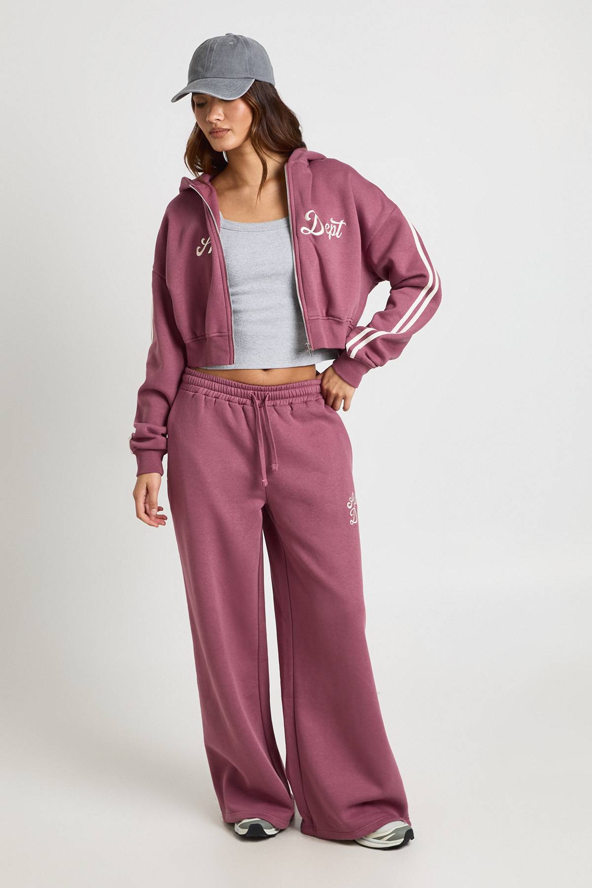 boohoo Ensemble De Survêtement À Casynthétiqueche Zippé Avec Bandes Latérales Ath Dept