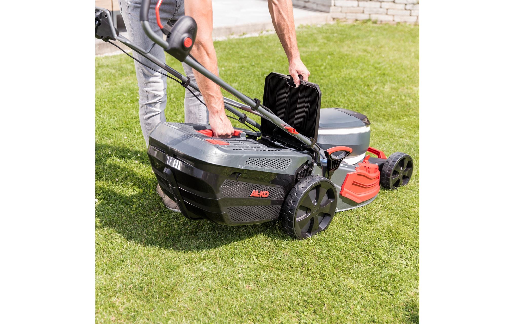 Akku-Rasenmäher 36 V 512 LI VS-W<br>Akku-Rasenmäher mit 51 cm Schnittbreite
